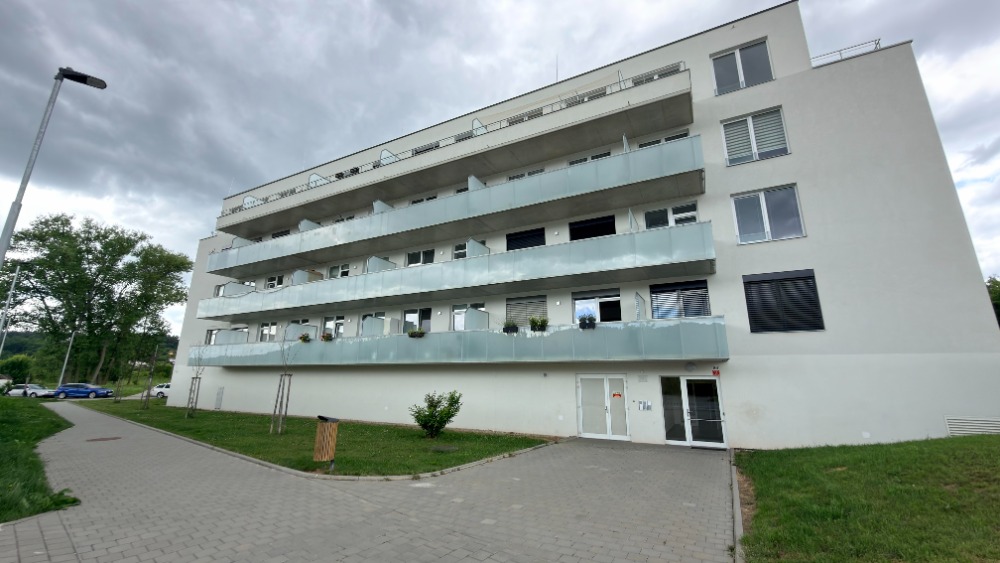 Exteriér bytového domu s apartmány